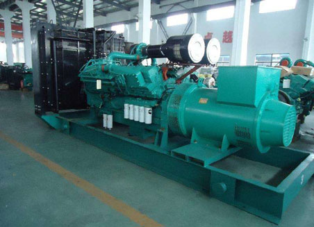 逊克800kw康明斯柴油发电机组图片 逊克800kw康明斯柴油发电机组图片